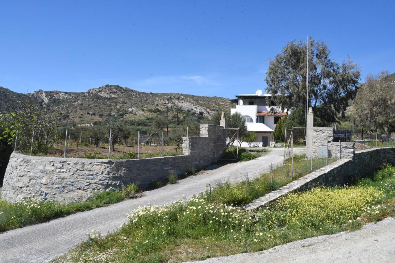 דירות Mélanes Bernie House 2 מראה חיצוני תמונה
